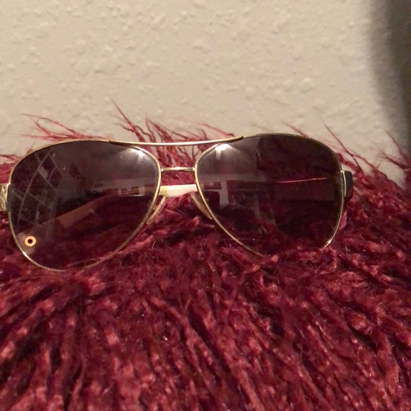 COACH aviators w/sunglass case & wipe - Picture 1 of 8